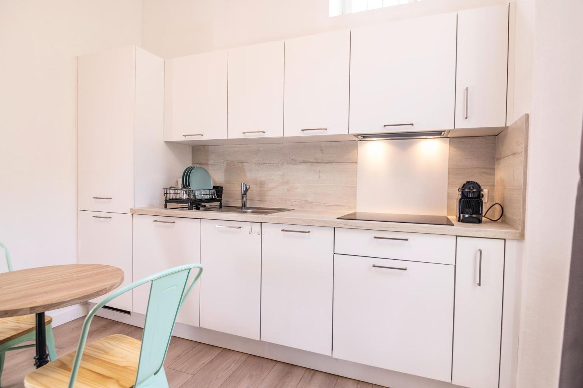 Studio Vieil Antibes Proche Mer Екстериор снимка
